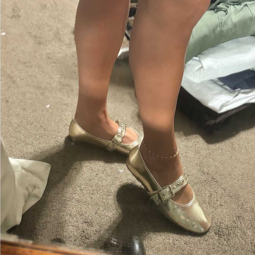 Steve Madden Gold Flats with Buckle